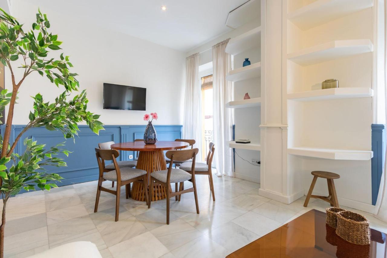 Terceros City Center Deluxe By Valcambre Sevilla Kültér fotó